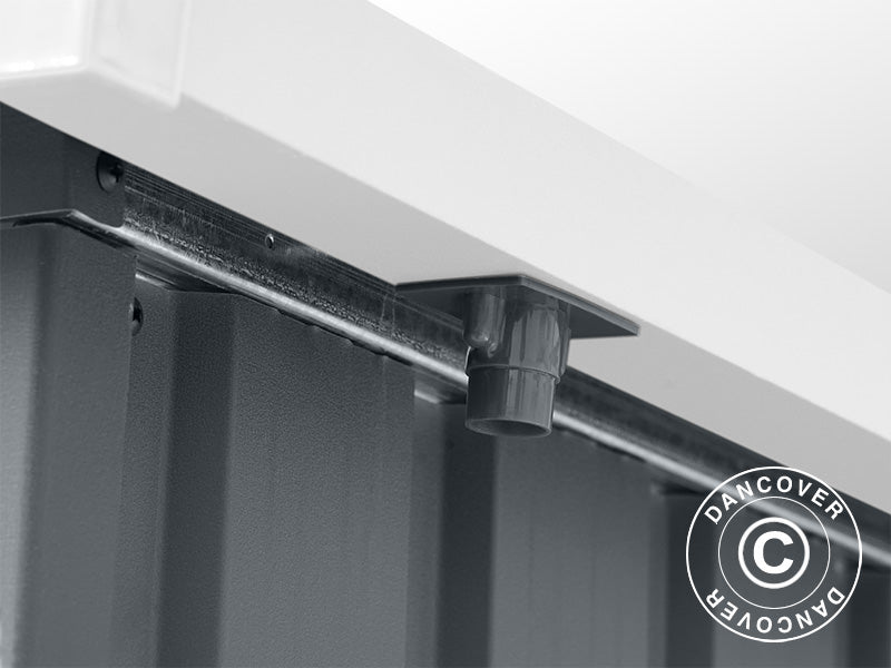 Redskapsbod med takfönster, 2,38x1,93x2,03m, 4,59m², Antracit/Vit