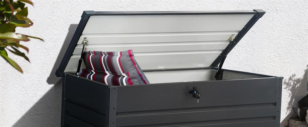 Trädgårdsskåp för smart förvaring